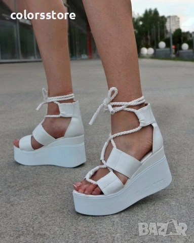 Сандали на платформа - бяла кожа - 311