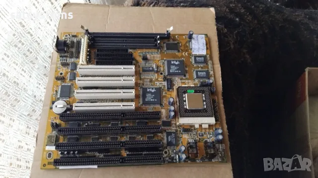 Дънна платка Intel FIC VT-501 VER:1.1 Socket 7, снимка 6 - Дънни платки - 47870255