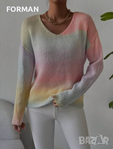 СТРАХОТНА блуза плетиво в преливащи нежни цветове и остро деколте