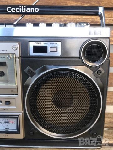 Радиокасетофон HITACHI TRK-8180Е В много добро визуално и техническо състояние!, снимка 17 - Радиокасетофони, транзистори - 53525866