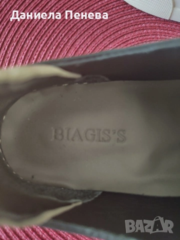 продавам ежедневни обувки, снимка 5 - Дамски ежедневни обувки - 53778049