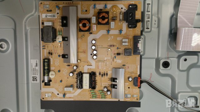 SAMSUNG-UE55RU7300K, снимка 12 - Телевизори - 39789806