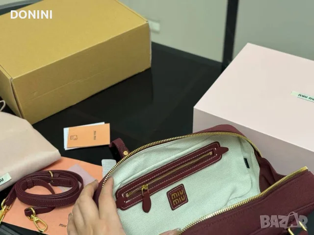Miu Miu Belair Дамска чанта, кожа, снимка 2 - Чанти - 55974910