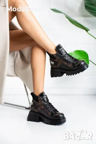 Dolce & Gabbana дамски боти , снимка 2 - Дамски боти - 48251744