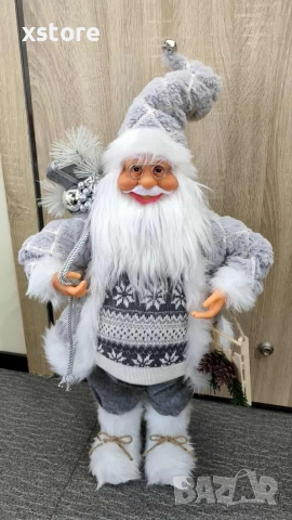 Декоративен Дядо Коледа в сиво – коледна украса, фигура 50 см 