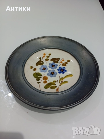 Колекционерска чиния за стена маркирана, снимка 3 - Чинии - 52563905