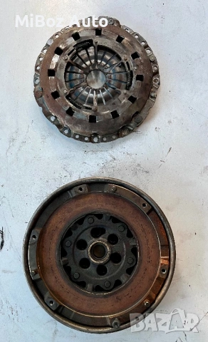 Маховик БМВ Е90 BMW, снимка 2 - Части - 53623294