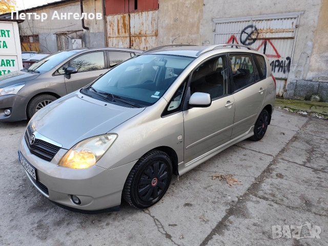 Toyota Corolla Verso 2.0 D-4D | НОВ съединител | Печка | Камера | ТОП