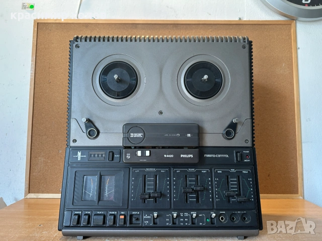 магнетофон "PHILIPS N4420"