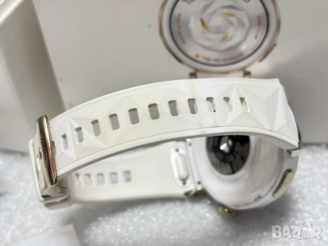 Перфектен! Смарт часовник Huawei GT5 Pro 42mm White, снимка 14 - Смарт часовници - 53112280