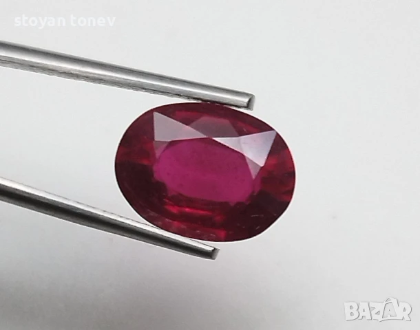 Подобряван естествен рубин с цвят Гълабова кръв 2.13кт.! Сертифициран! Нов!, снимка 12 - Други - 50755686
