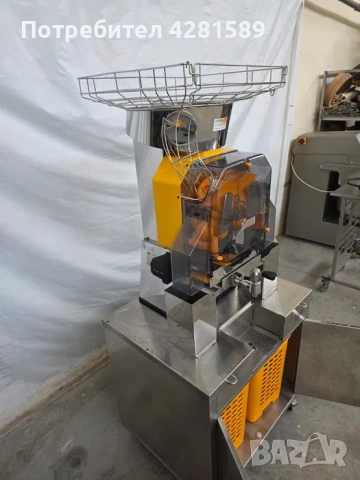 Автоматична сокоизтисквачка/ фреш машина Zumex Speed S + All-in-one, снимка 6 - Други машини и части - 53654973