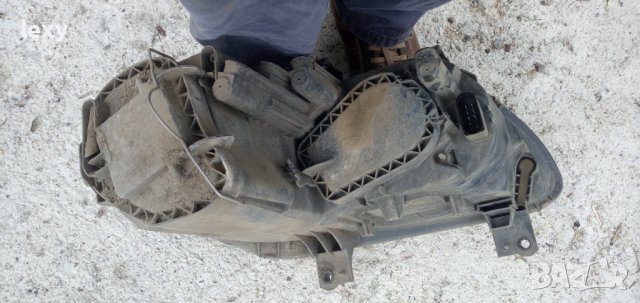 Фарове за Volkswagen Touran I туаран, снимка 9 - Части - 40885784