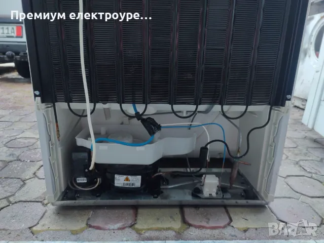 Хладилник с фризер Liebherr 260 литра (клас Е ) с Гаранция !, снимка 11 - Хладилници - 49874827