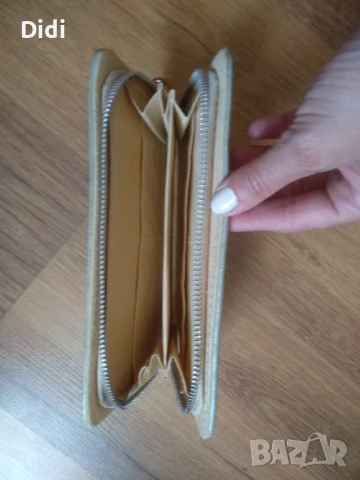 Портмоне  клъч, снимка 2 - Портфейли, портмонета - 50837011