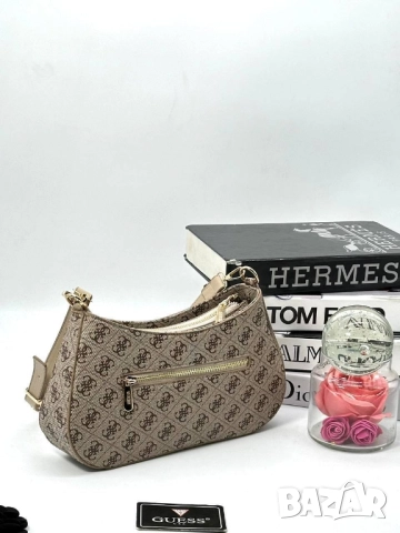 чанти Guess :➡️28cm⬆️14cm 🌟, снимка 10 - Чанти - 51970362