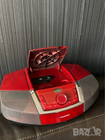 BLAUPUNKT BB12RD портативна аудио система Radio CD-MP3 USB AUX, снимка 3 - Аудиосистеми - 53822178
