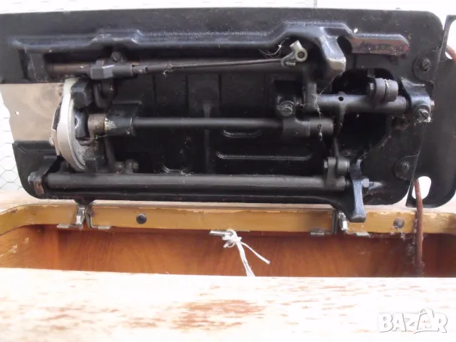 Ретро шевна машина, снимка 3 - Антикварни и старинни предмети - 49236978