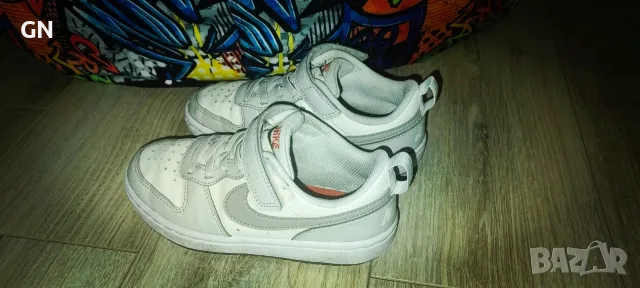 Кецове NIKE 28.5, снимка 3 - Детски маратонки - 55711346