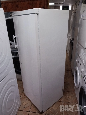 Професионален голям хладилник охладител Liebherr с 2 години гаранция!, снимка 8 - Хладилници - 53039936