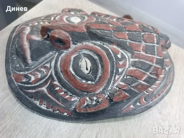 Автентична дървена маска с раковини Cowrie – Пазител от лоши очи , снимка 2 - Винтидж декорации за дома - 56087693