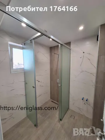 Душ кабина с плъзгащ механизъм