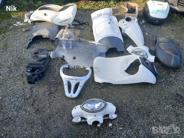 Aprili Scarabeo 100 kub 2016 г, снимка 4 - Части - 50463609