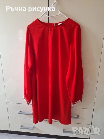 Много красива червена рокля на H&M