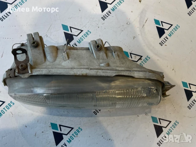 Фар десен за Ford Fieata IV, Форд Фиеста 4, снимка 2 - Части - 50820602