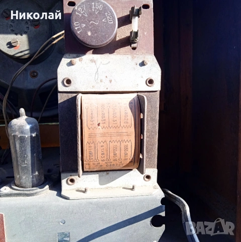 Лампово радио Христо Ботев, снимка 5 - Антикварни и старинни предмети - 53870787