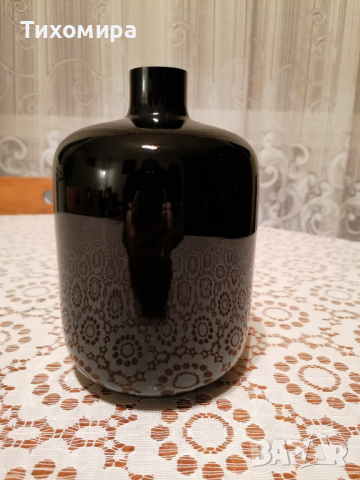 Ваза от масивно черно стъкло, снимка 2 - Вази - 36185567