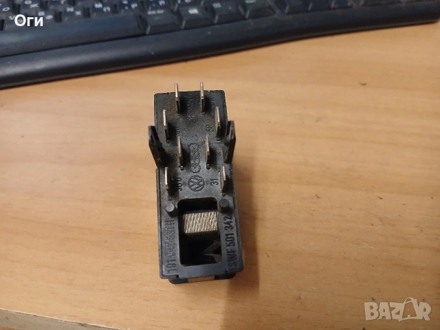 Ключ светлини за Голф 2 и Джета 191 941 531 H, снимка 2 - Части - 53579243