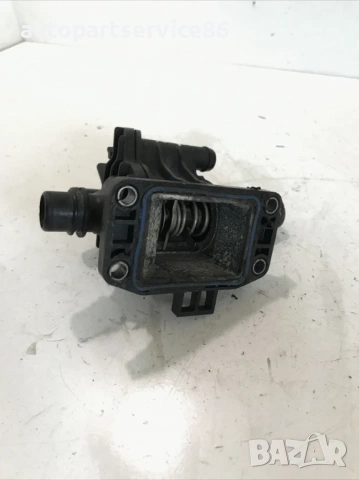 Корпус на термостат за Peugeot 407 1.6 HDI (2005) 9647767180, снимка 2 - Части - 53736059