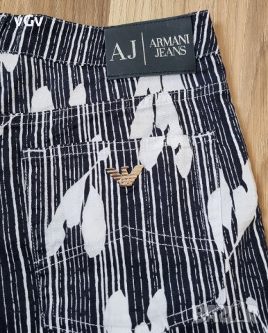 Дамски къси панталони Armani Jeans - 26 , снимка 6 - Къси панталони и бермуди - 41493133