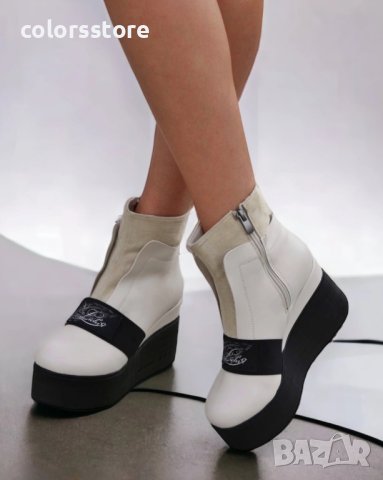 Боти на платформа - бежова кожа с черно ходило - K135