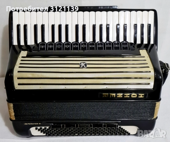 Продавам Акордеон HOHNER IMPERATOR IV