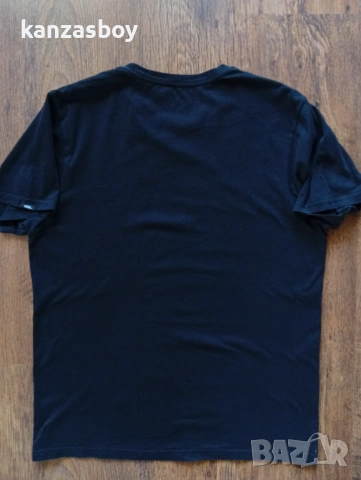 vans OFF THE WALL - страхотна мъжка тениска L, снимка 6 - Тениски - 53785654