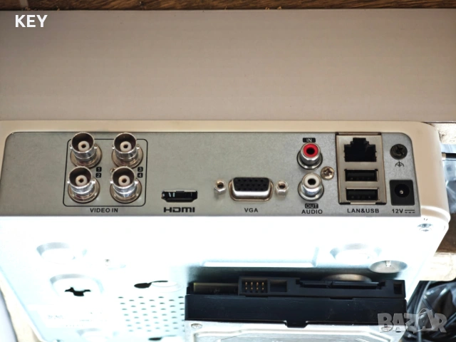 DVR Hikvision 4 канала 320gb HDD 1080p DS-7104HGHI-F1, снимка 2 - Комплекти за видеонаблюдение - 53120864
