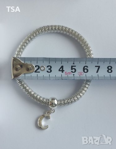 Гривна Талисман Avon с буква С, снимка 4 - Гривни - 41477502