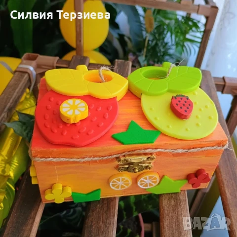 Ръчно изработена дървена кутия "Strawberry lemonade", снимка 1