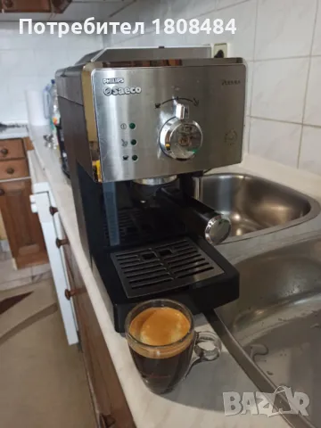 Кафе машина Саеко поемия с ръкохватка крема диск работи перфектно и прави супер кафе с каймак , снимка 3 - Кафемашини - 50357266