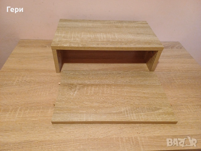 В ОТЛИЧНО състояние поставка за монитор цвят дъб сонома, снимка 3 - Други - 53271753