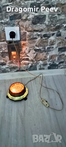 Ретро соц електрическа нощна лампа