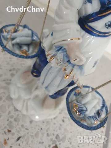 2бр Leonardo Uniart статуетки 20-26см/ЛЕОНАРДО японска порцеланова фигура/дама с кученце/рибарка, снимка 12 - Статуетки - 46924889