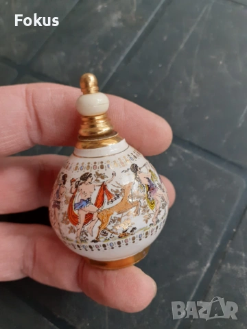 Старо уникално шишенце за парфюм - порцелан, снимка 3 - Антикварни и старинни предмети - 53282679