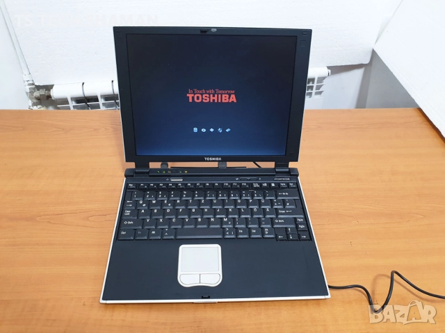 ⭐Продавам рядък ретро лаптоп TOSHIBA P2000 с Windows XP.⭐