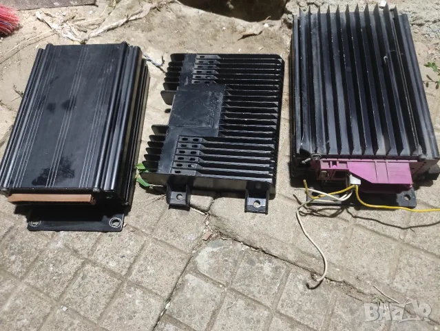 Аудио усилвателя Bose за автомобили.  