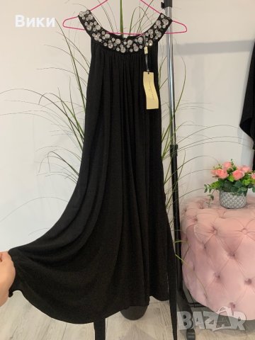 Красива рокля в размер L