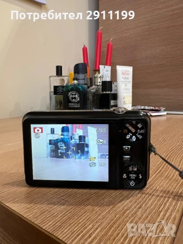Фотоапарат Fujifilm 12 Mp с подаръци, снимка 3 - Фотоапарати - 53393326