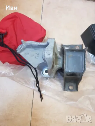 Тампон за двигател Nissan juke 1.5DCI, снимка 2 - Части - 49483757